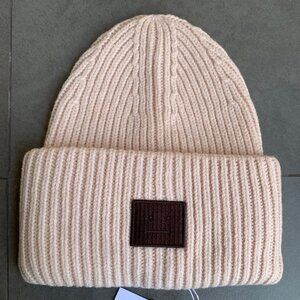 Acne Studios Ribbed Wool Beanie – Light Beige with Dark Brown Face Patch